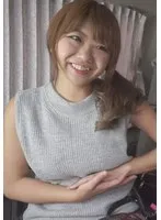 八重歯がかわいい巨乳妻のアソコは感度良好！愛液溢れる糸引き状態！