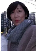ショートヘアーの清楚系五十路熟女が女の悦びを求めてAV出演！ビクンビクンとカラダを痙攣させての絶頂SEX